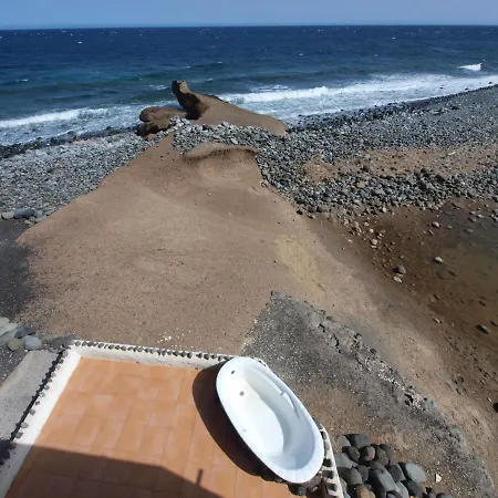 Sunrise Directly At The Sea Διαμέρισμα *