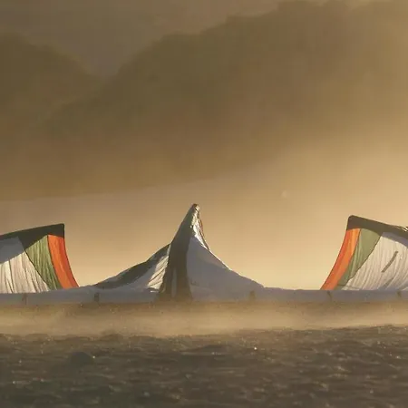 Sunrise Directly At The Sea アパート La Mareta